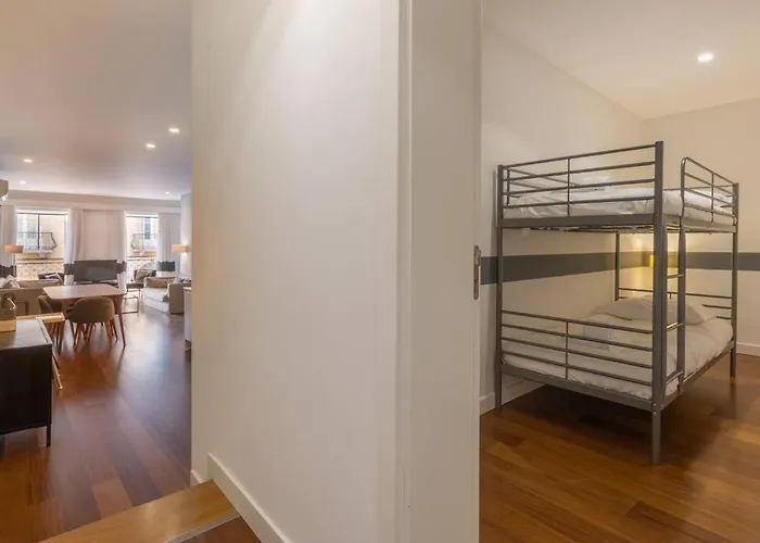 Self Check-in, 3br, Ac/heating & Breakfast Terrace Lisboa