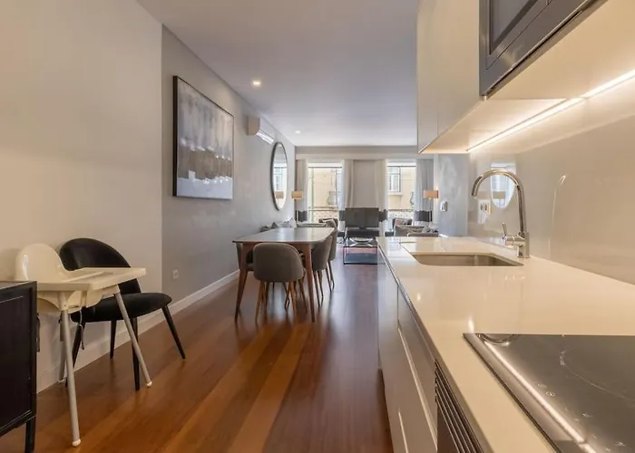 Self Check-in, 3br, Ac/heating & Breakfast Terrace Apartman Lisboa